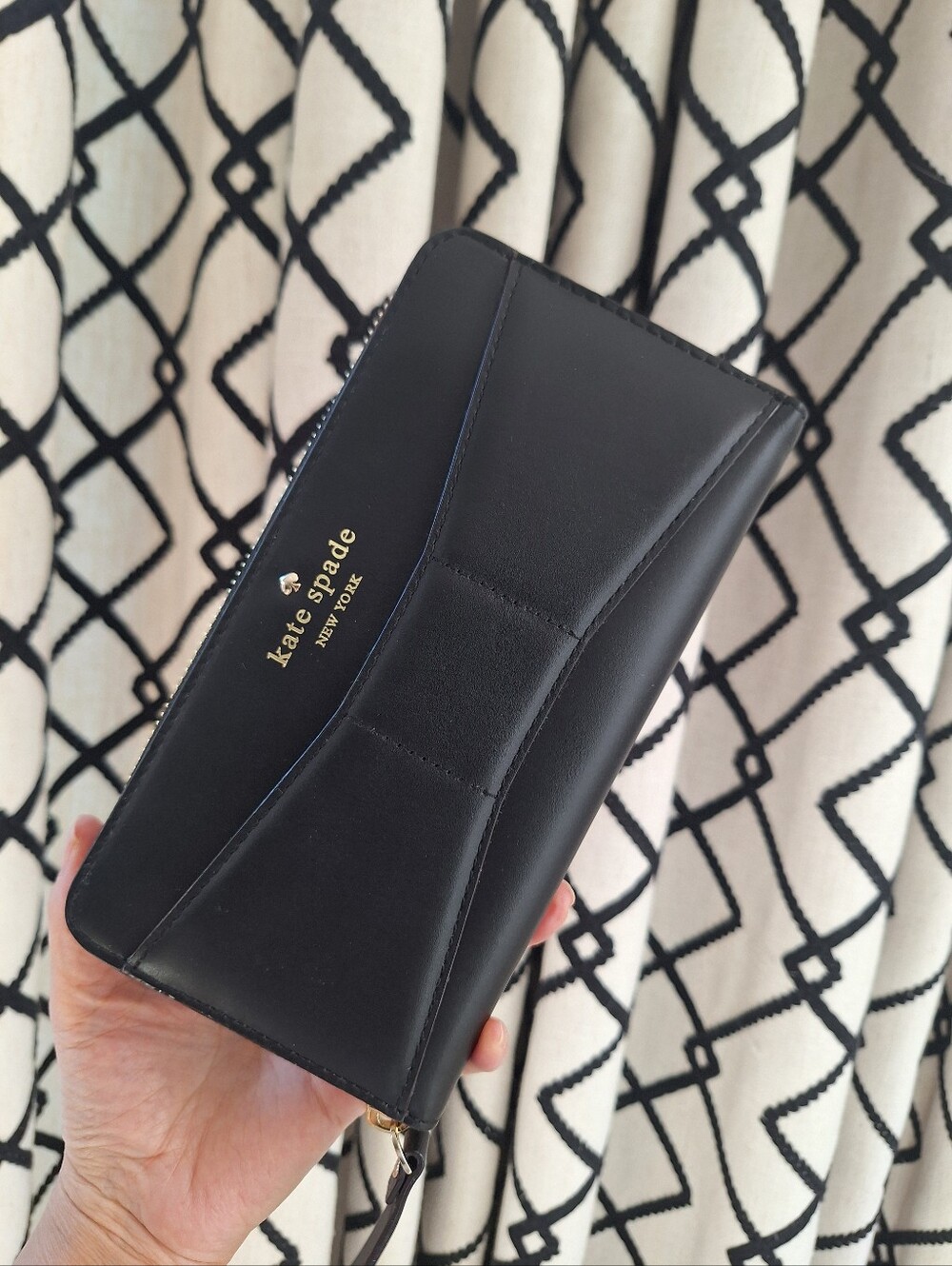 Kate Spade PWRU3530 black leather bow Park Avenue Lacey Wallet